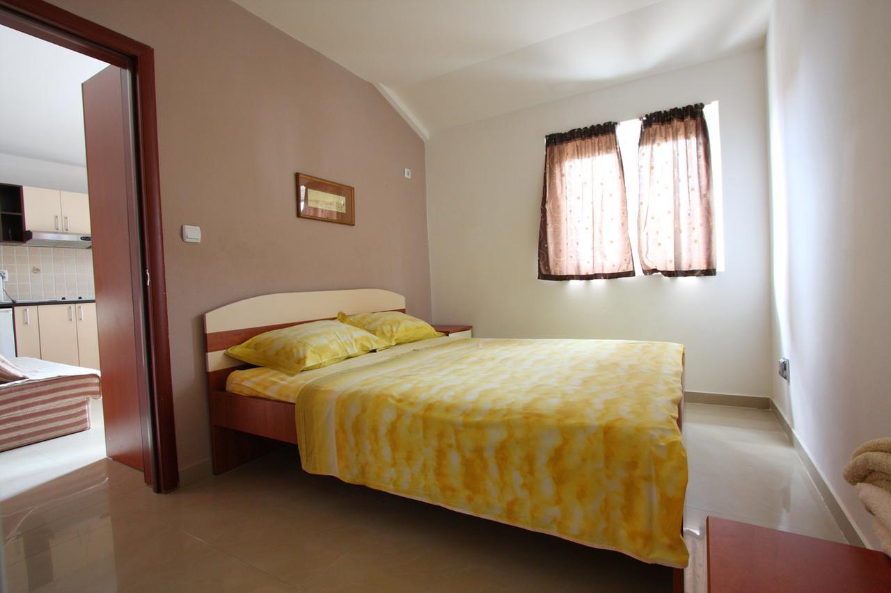 Apartmani Irena Petrovac Εξωτερικό φωτογραφία